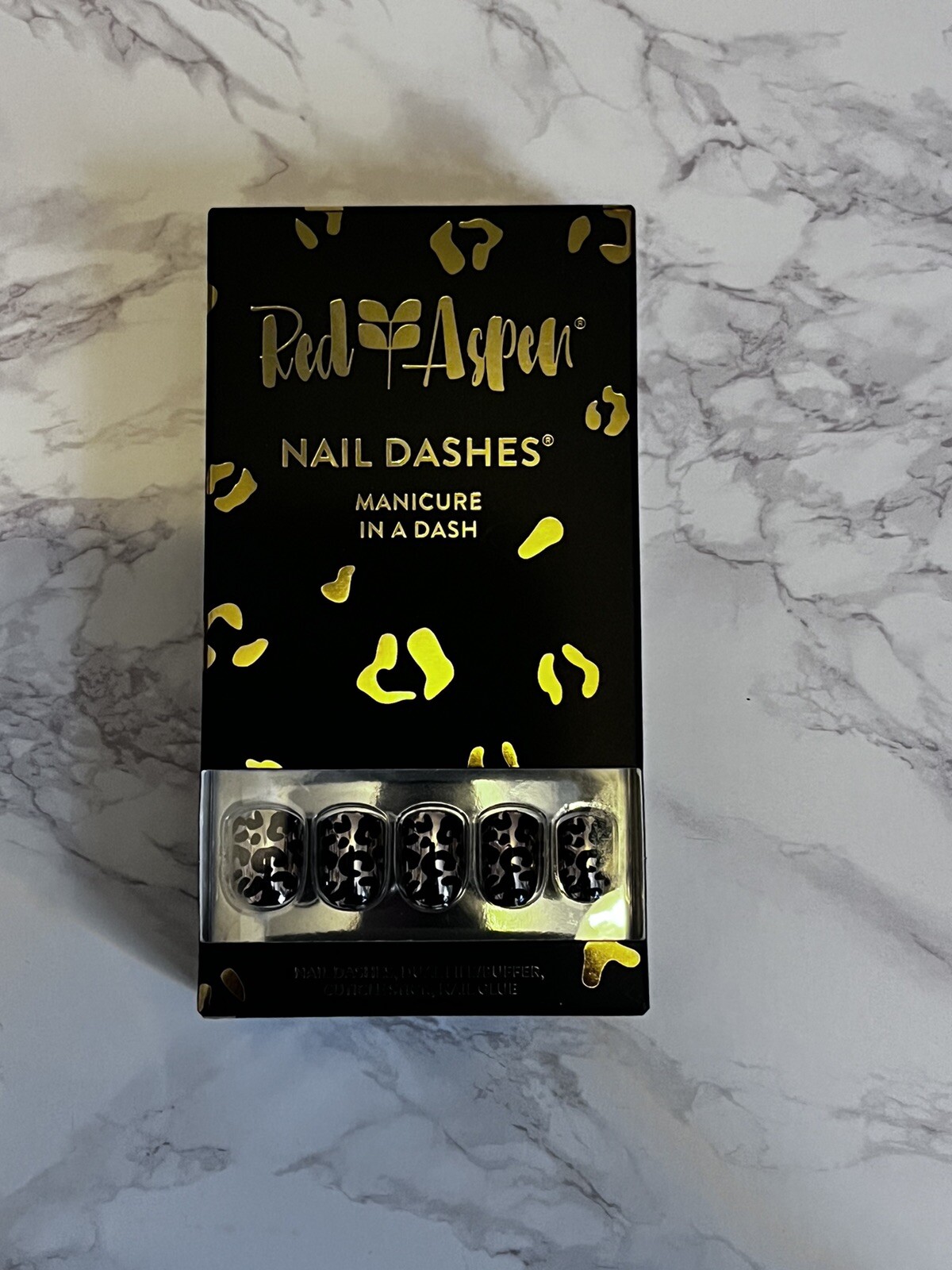 Red Aspen Short Square Nails Black Cat’s Eye Evie Falak Tayyeb