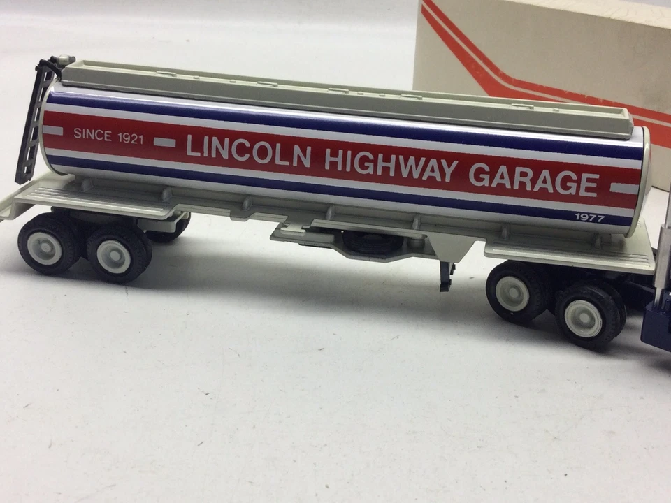 Semirremolque Winross 1:64 vintage y remolque Lincoln Highway garaje con caja Foto 2 de 4