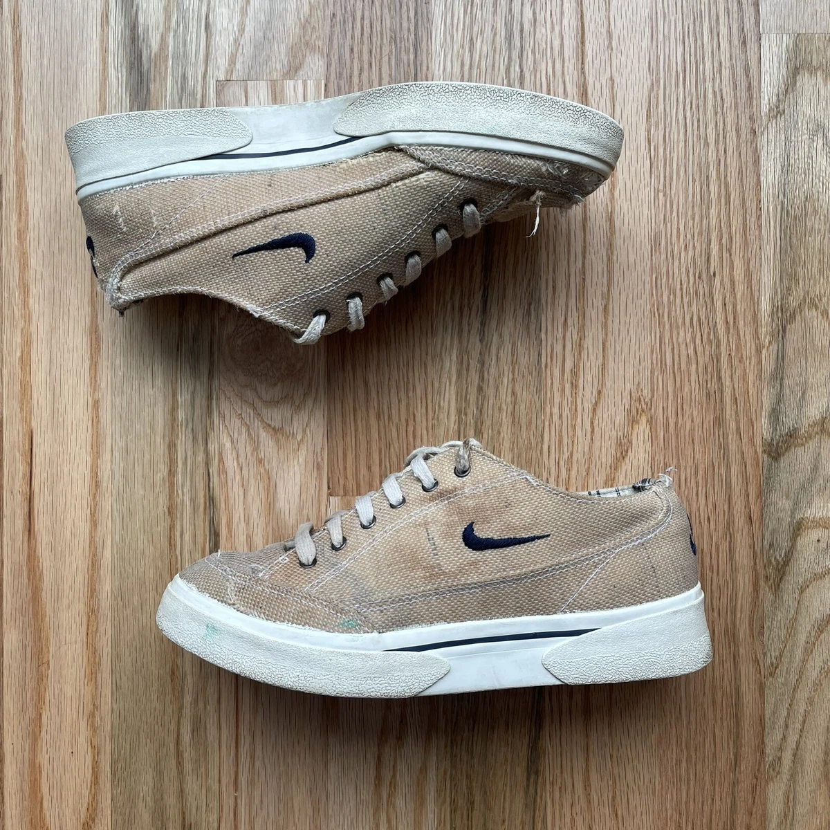 Vintage Nike 80's shoes, Men's Fashion, Footwear, Sneakers on Carousell