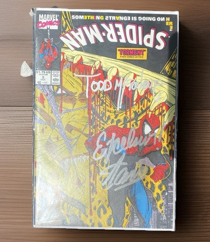 Spider-Man Marvel Comic signed by Todd McFarlane and Stan Lee