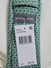 MICHAEL KORS Green Grid Geometric Silk Blend Neck Tie S52708 7K722307399 NWT