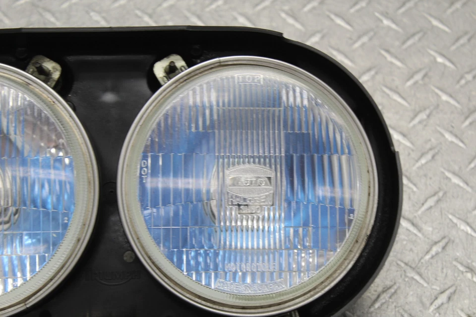 TRIUMPH DAYTONA 900 1995 FARO DELANTERO FARO Foto 3 de 4