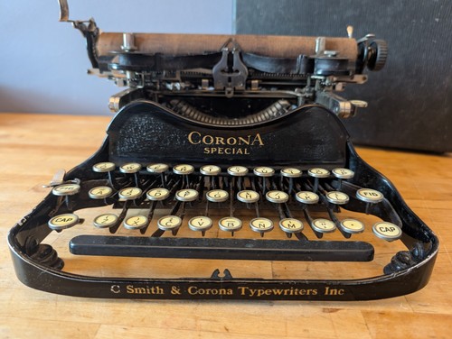Antique Corona 3 Special Foldable Typewriter In Case May Need Attention SEE PICS - Picture 4 of 10