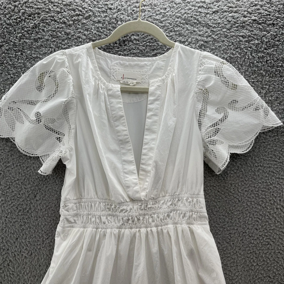 Vestido Anthropologie Mujer Pequeño Blanco Encaje Ojales En Niveles Maxi Manga Acampanada Foto 2 de 4