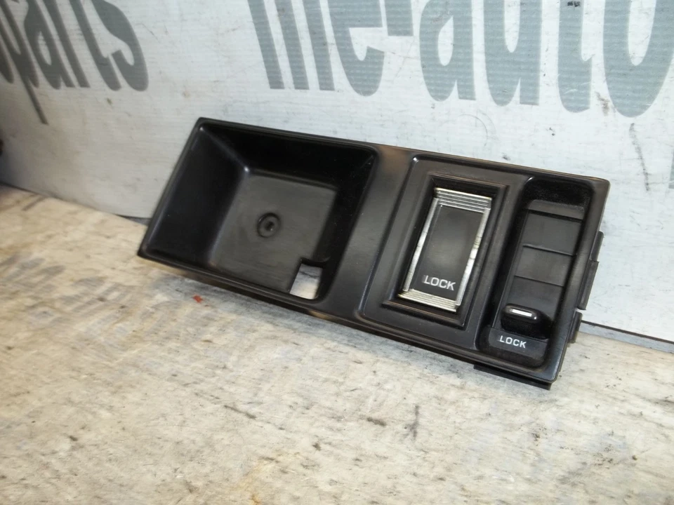 Cerradura bisel puerta interior derecha pasajero Cadillac Deville Fleetwood 85-93 Foto 2 de 4