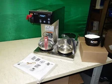 Bunn 38700.0002 Axiom 15-3 Automatic Coffee Brewer w/ 3 Warmers 4.2 gal per hour