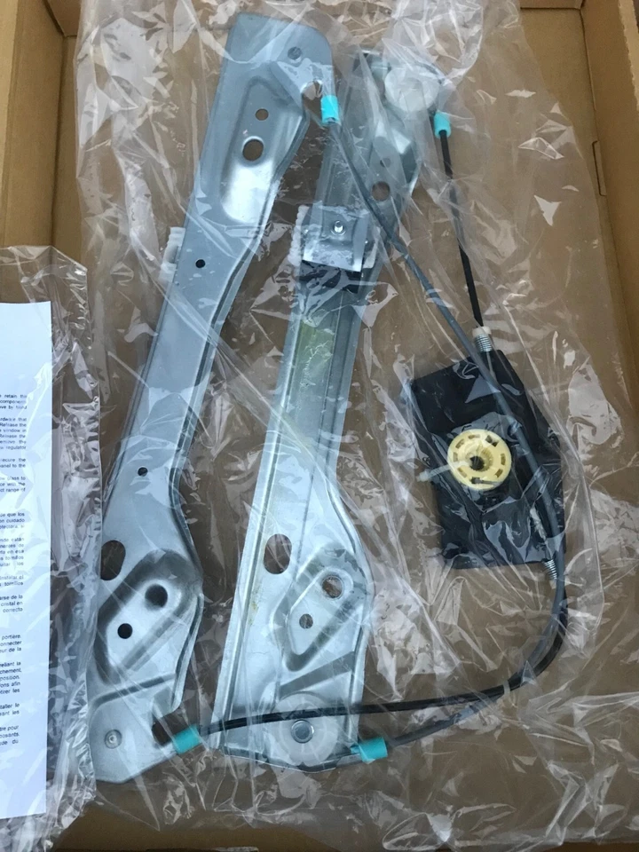 Regulador de ventana Cardone 82-30036A delantero derecho Ford Edge, Lincoln MKZ Foto 3 de 4