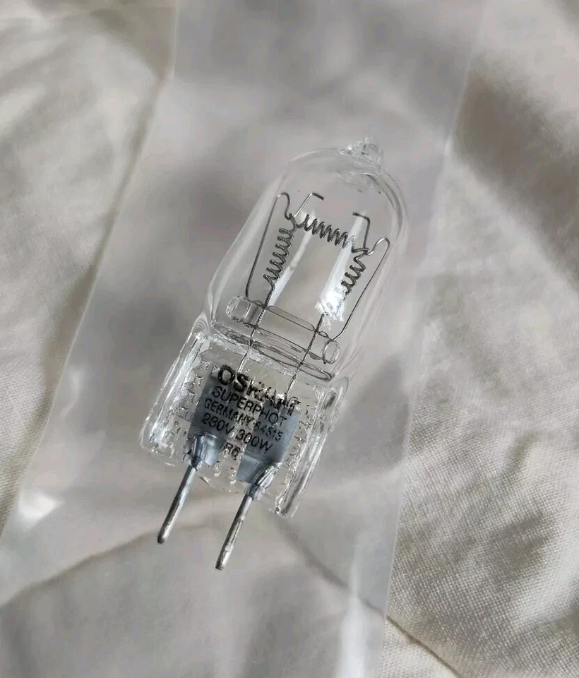 OSRAM SUPERPHOT 300W 230V 64515, HALOGEN PHOTO OPTIC LAMP 2-Pack - Image 4 of 4