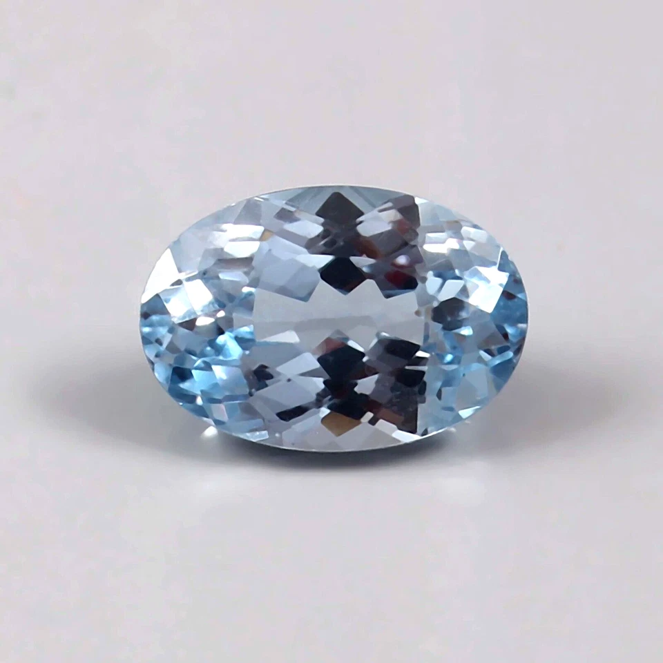 AAA+ Natural Flawless Brazilian Blue Aquamarine Loose Oval Gemstone Cut 14x10 MM - Image 2 of 4