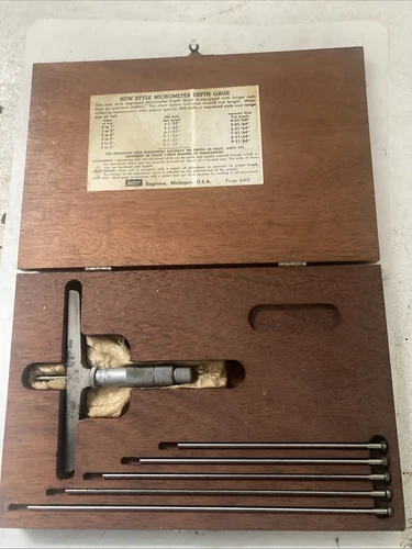 Vintage Lufkin Rule Company No. 515 Micrometer Depth Gage Gauge with Wood Case