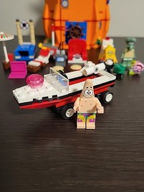 NEAR COMPLETE LEGO SpongeBob SquarePants: Good Neighbours at Bikini Bottom 3834