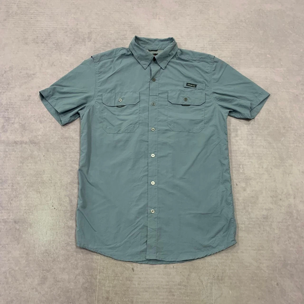 Wrangler Hiking Shirt Utility walking, short sleeve button up shirt Men's S