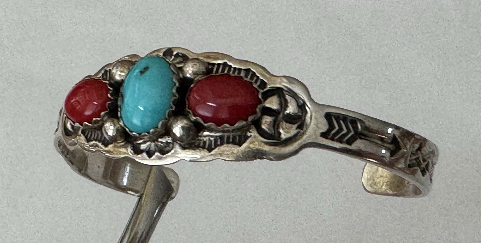 TINY Native American Signed LB Lightning Bolt Ste… - image 4