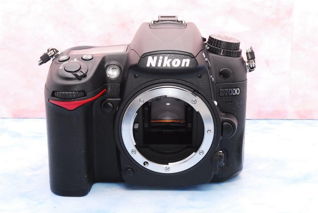 Nikon - DTKY❤️Nikon D7000 Amazon.com : Nikon D7000 16.2 Megapixel Digital SLR Camera