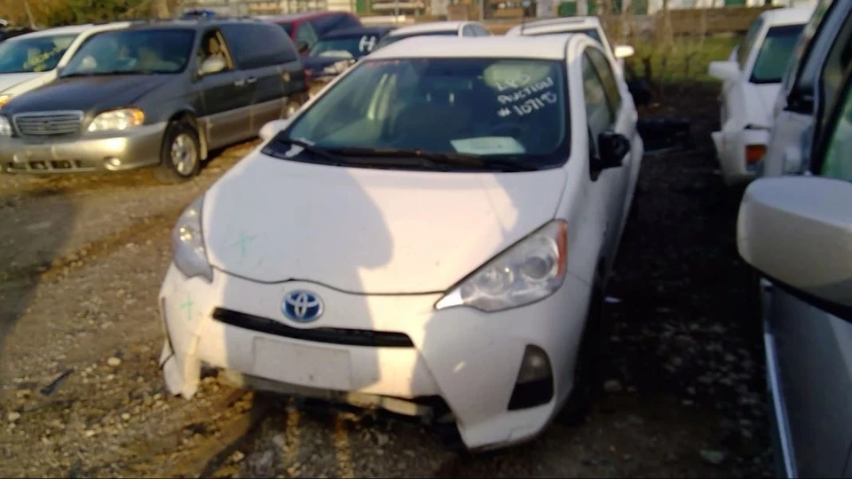 Cuadro de instrumentos velocímetro 13 2013 Toyota Prius C 593 k millas 83800-5CF80 Foto 4 de 4