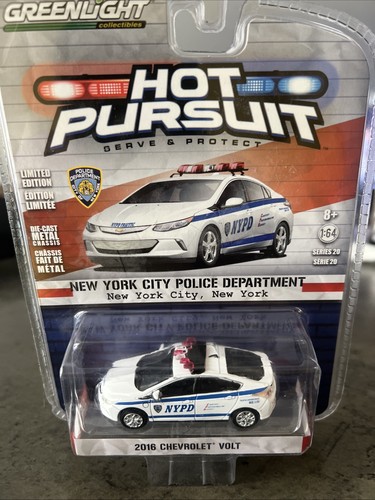 GREENLIGHT Hot Pursuit New York City Police Dept. 2016 Chevrolet Volt NYPD