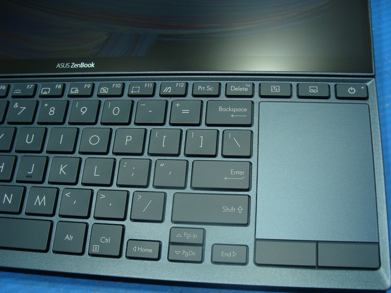 OB Crispy Touch ASUS ZenBook Duo 14 UX482EG i7-1165G7 Nvidia MX450 2GB SSD 1TB - Picture 15 of 22
