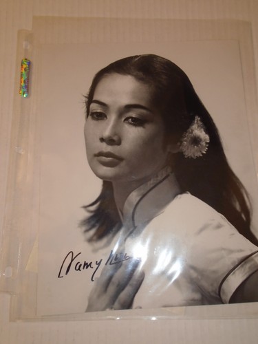 Nancy Kwan signed 8x10 photo original with COA - Picture 6 of 7