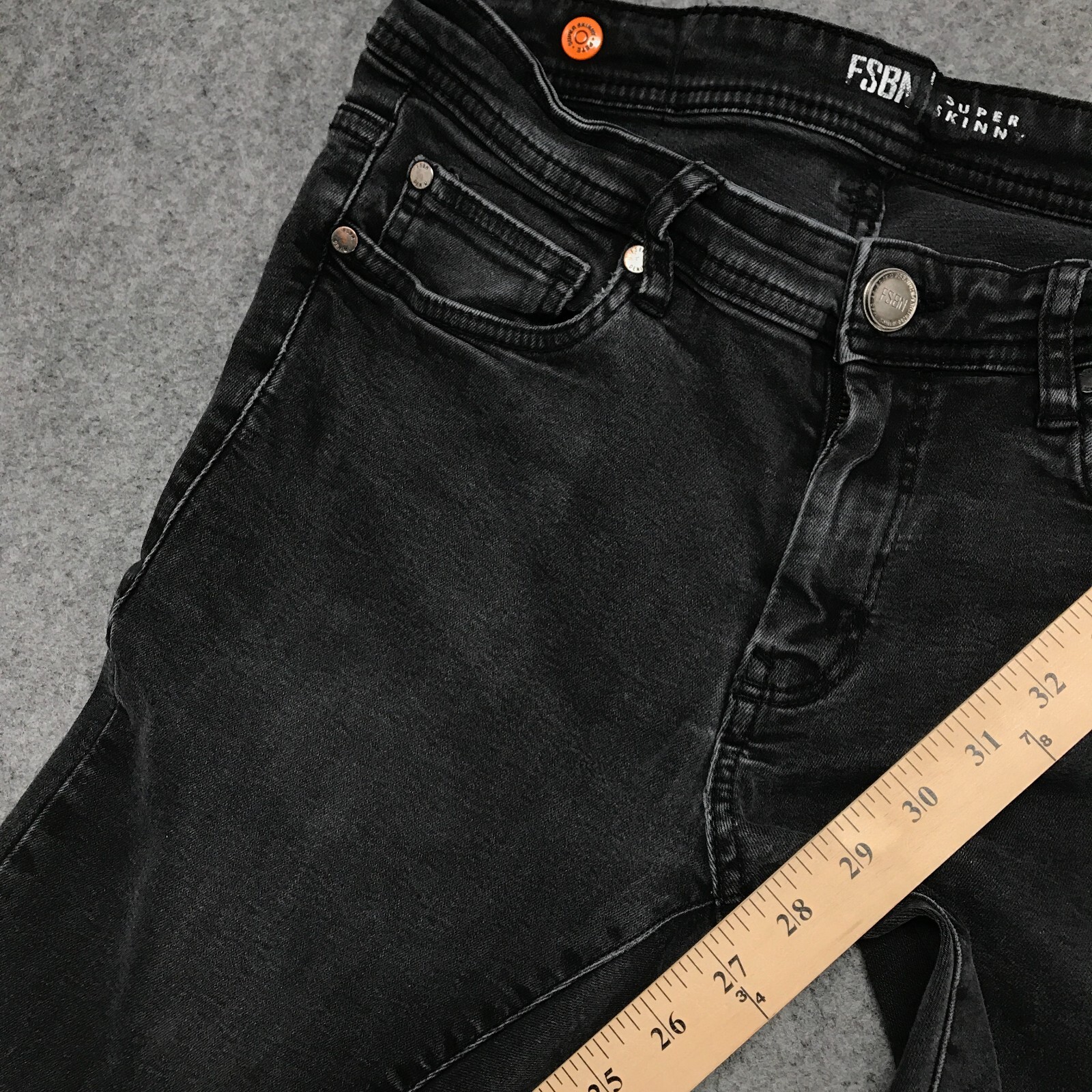 FSBN Jeans Mens Size 30 x 30 Super Skinny Destroyed Black Stretch Regular Fit