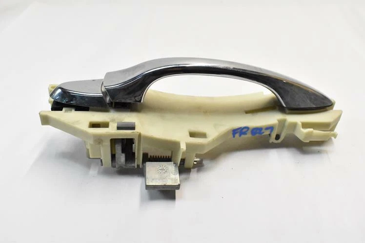 04-07 Jaguar XJ8 XJR VandenPlas X350 Manija de puerta exterior paso delantero derecho OEM Foto 4 de 4