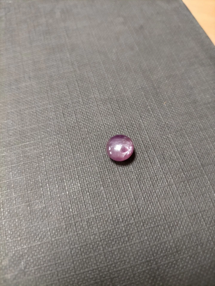 3.05ct Rubí Natural Rojo Forma Cabujón Origen Guinea Sin Tratamiento - Imagen 2 de 4