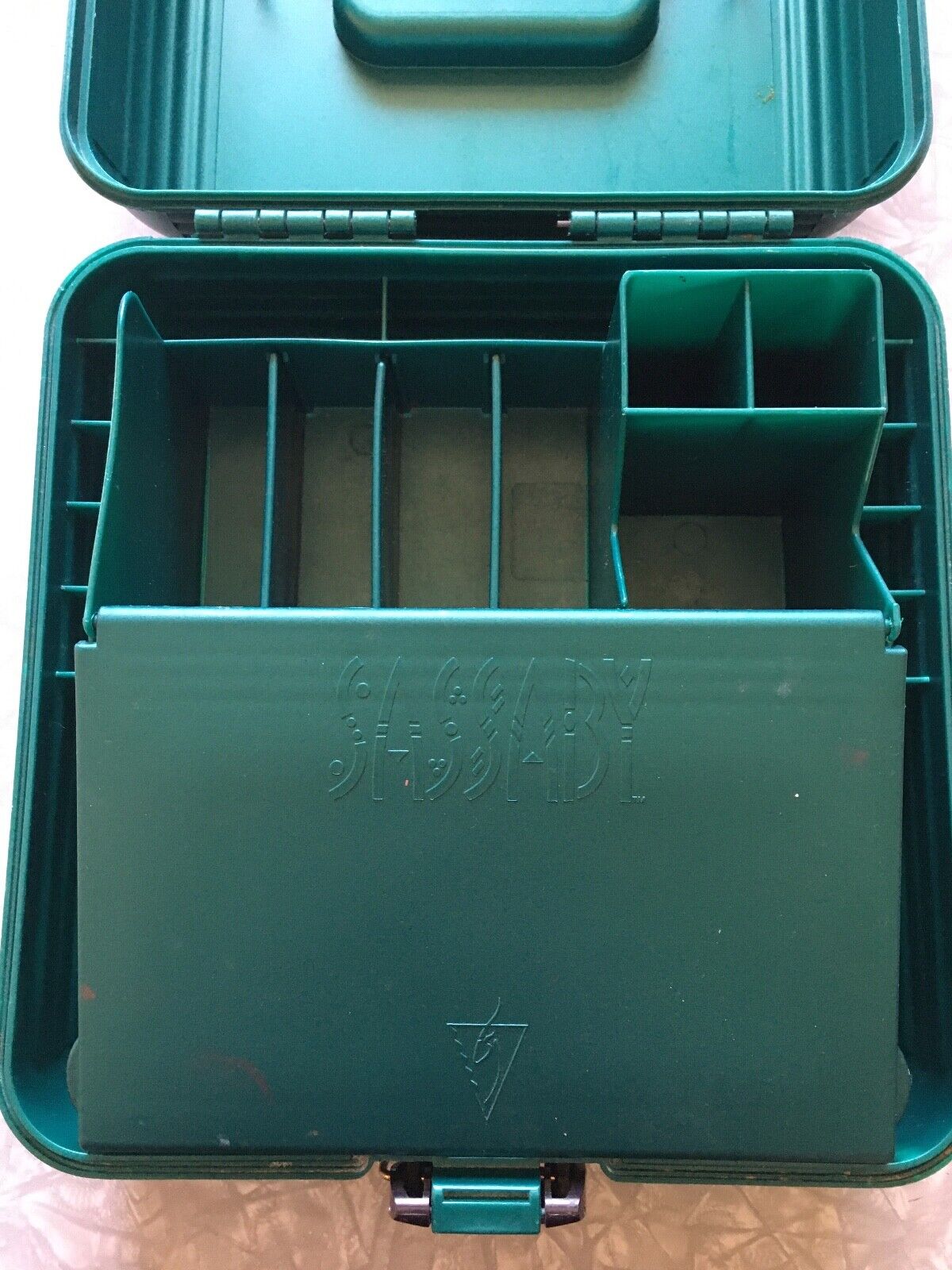 Vtg Sassaby Make-Up Storage Train Case Model #108 Jewelry Box Organizer Green