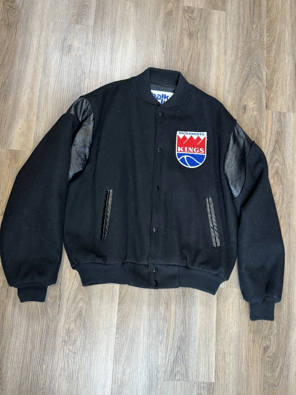 Vintage 80s Chalk Line Sacramento Kings Wool Leather Varsity Jacket USA Large - product detail image 1