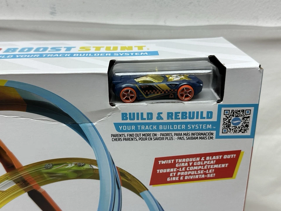 Hot Wheels Track Builder Unlimited Corkscrew Twist Kit Race Track Playset - Image 2 of 4