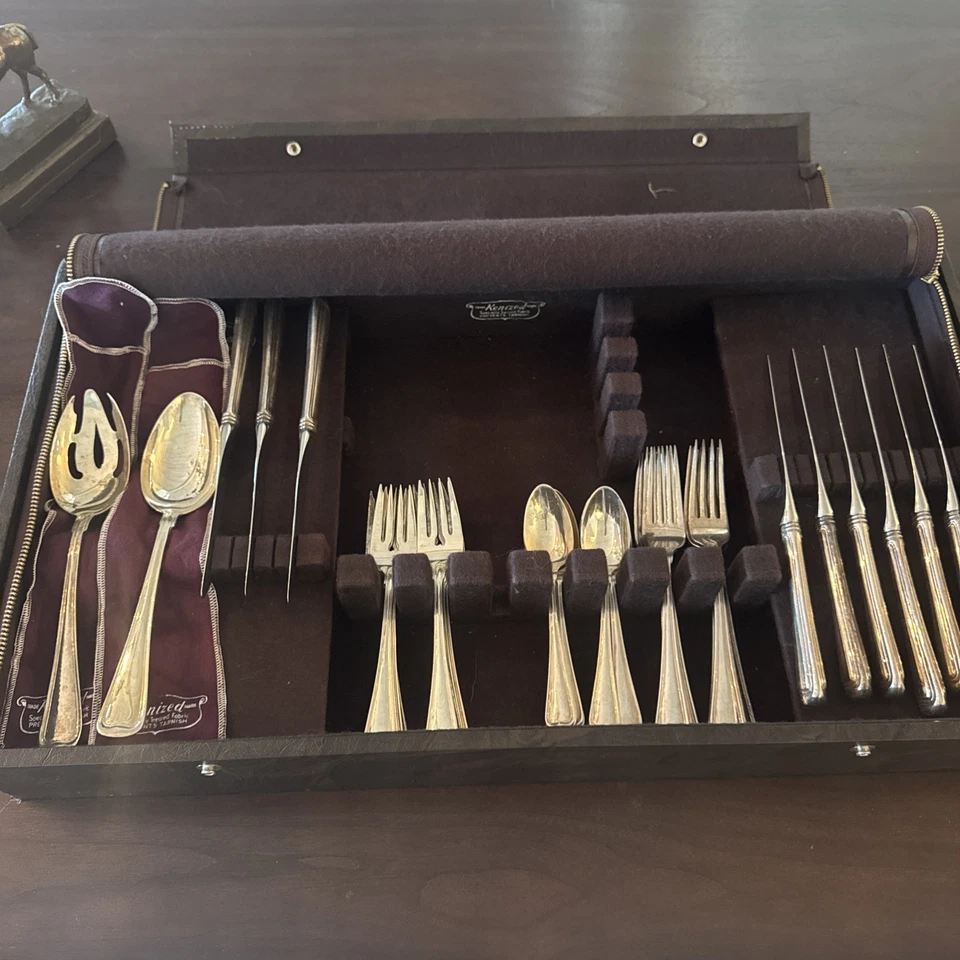 Столовые приборы серебро набор из 4 предметов 9 мест плюс сервировочная ложка и аист. Чехол - Изображение 2 из 4