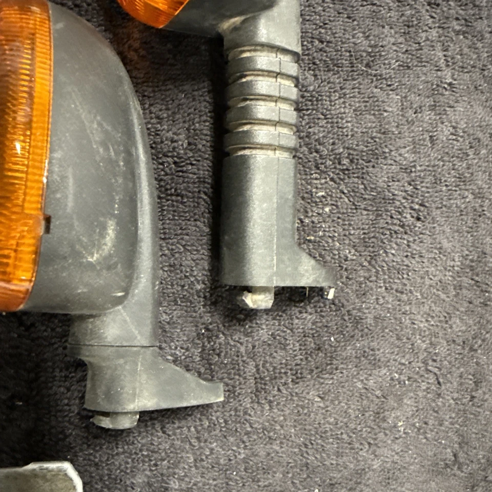 BMW R1150R R1150 2003 00-06 OEM señales de giro delanteras traseras indicadores y cubierta de enchufe Foto 3 de 4