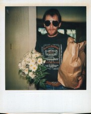 Old Vintage Photo COLOR POLAROID SOLO MAN SUNGLASSES HARLEY DAVIDSON TEE SHIRT