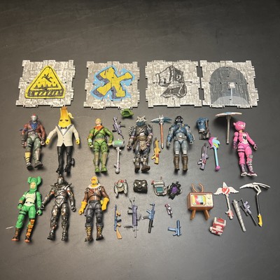 Jazwares Fortnite 4  Loose 5 Action Figures & Some Accessories Epic Games