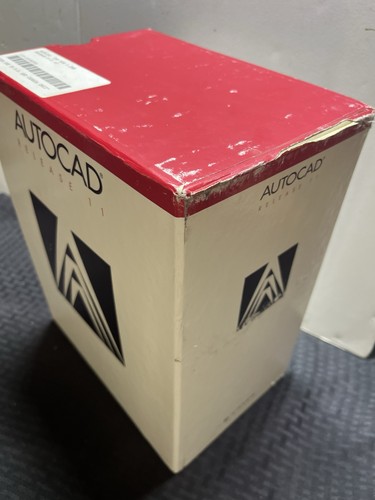 AutoCAD 386 DOS Release 11 c2 AME Release 2.0 - Picture 3 of 22
