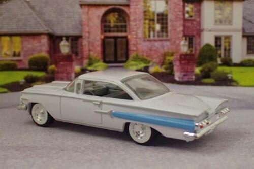 2nd Gen 1959–1960 Chevrolet Impala V-8 Sport Coupe 1/64 Scale Limited Edition K - Afbeelding 1 van 5