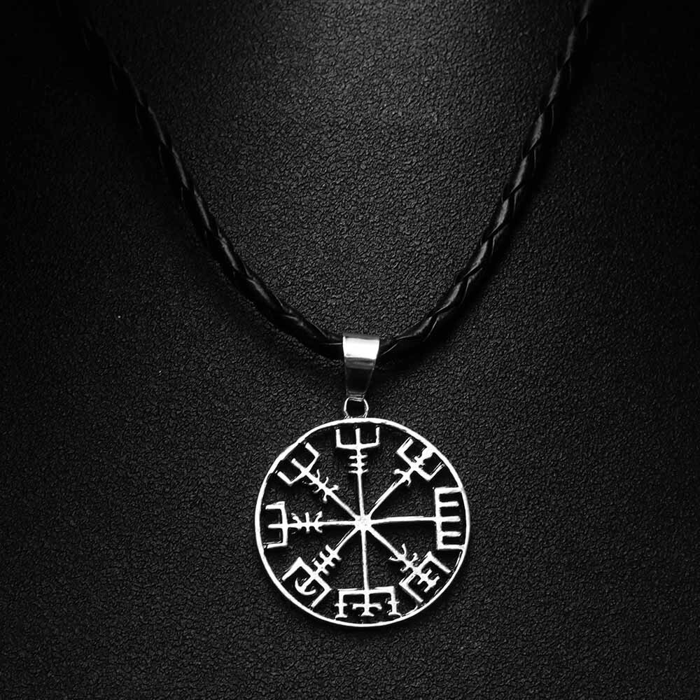Collier runes nordiques porte-bonheur pendentif talisman viking en zinc 35mm