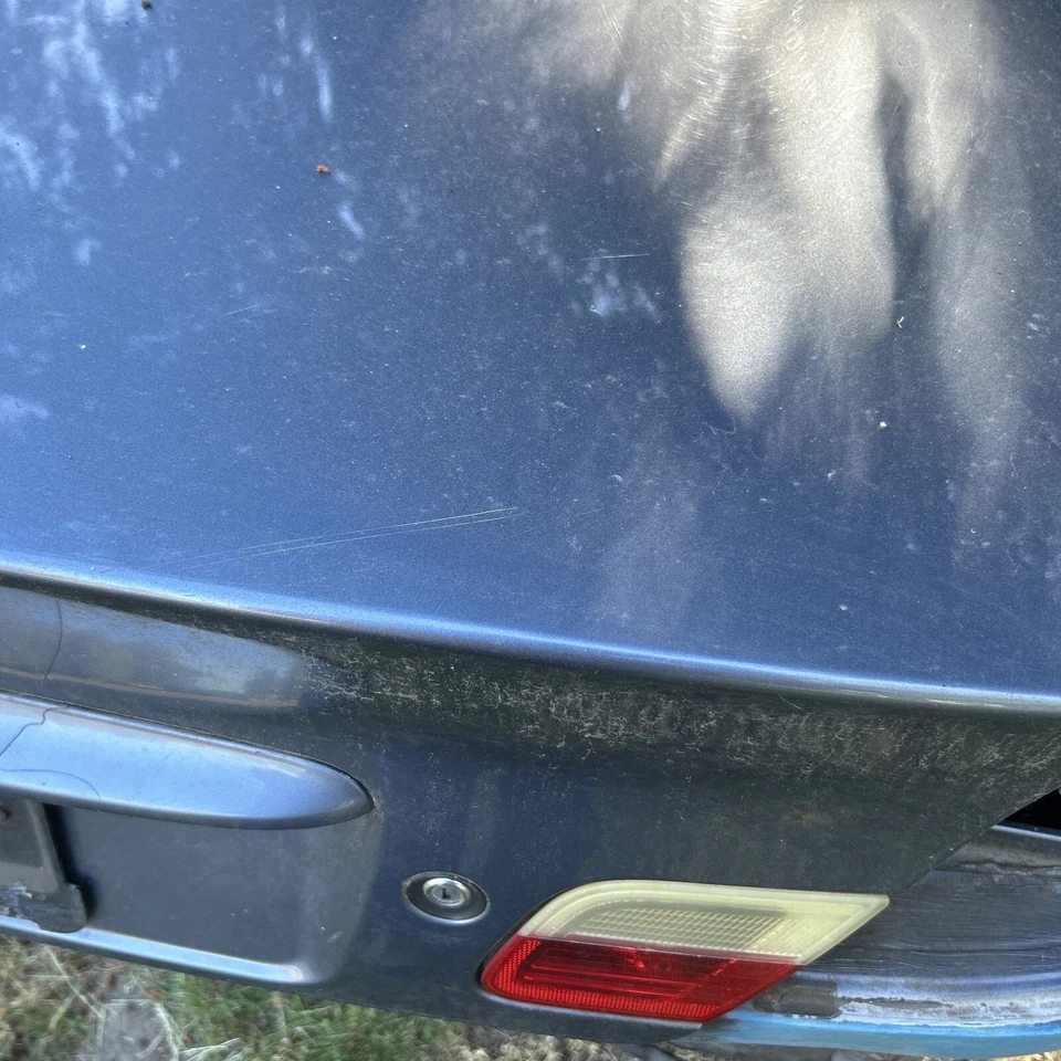 2000 BMW 328 Ci Coupe Trunk Lid - Image 2 of 4