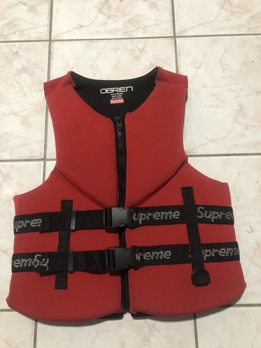 Brand New Supreme x O'Brien Life Jacket