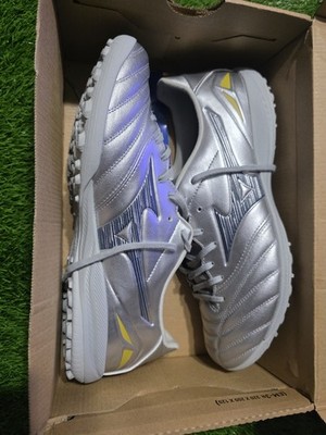 Mizuno Morelia Neo IV Pros Indoor Turf Soccer Shoes  Chrome Size 10 US