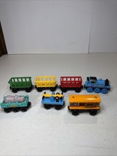 Thomas  Friends Wooden Plastic Tank Train - Zoo Animal Circus Car Lot Of 7