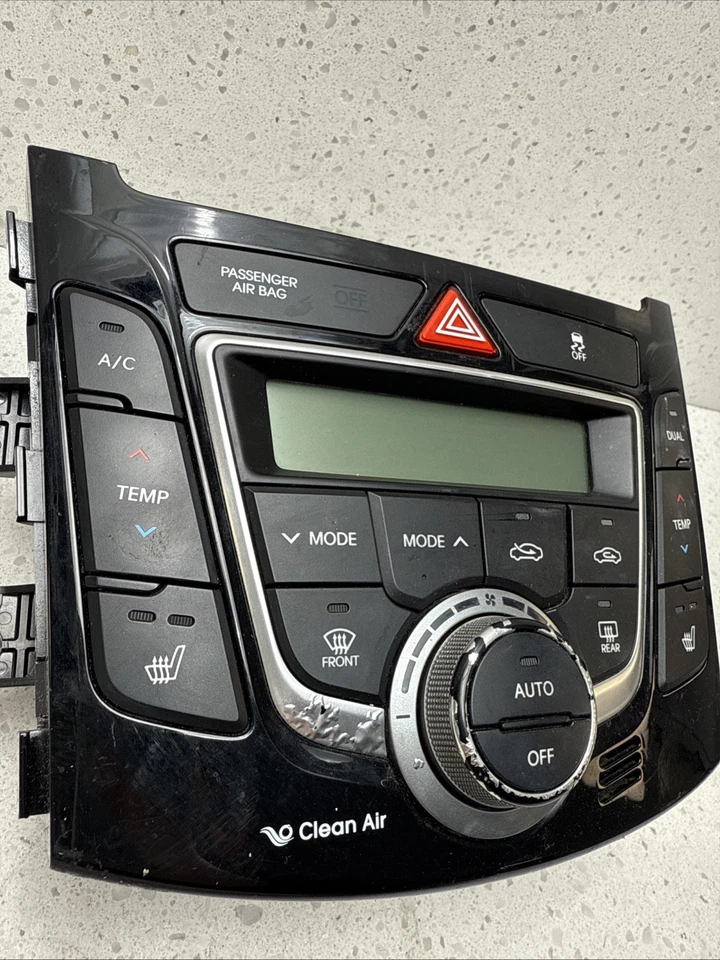 Hyundai Elantra GT 2016-2017 calefacción climatización temperatura fabricante original Foto 4 de 4