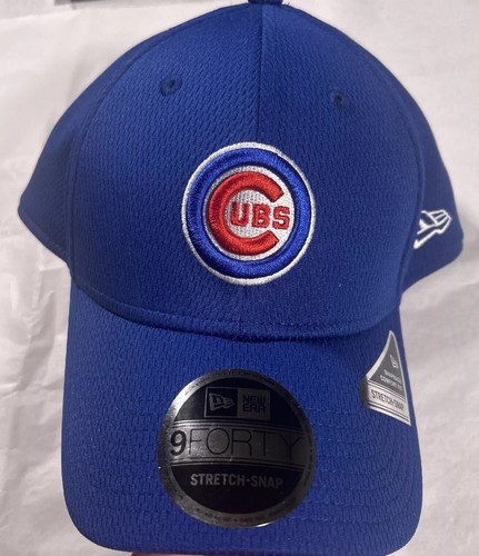 CAPPELLO CHICAGO CUBS SNAPBACK vestibilità comoda nuova era. Snap elasticizzato. Logo ricamato