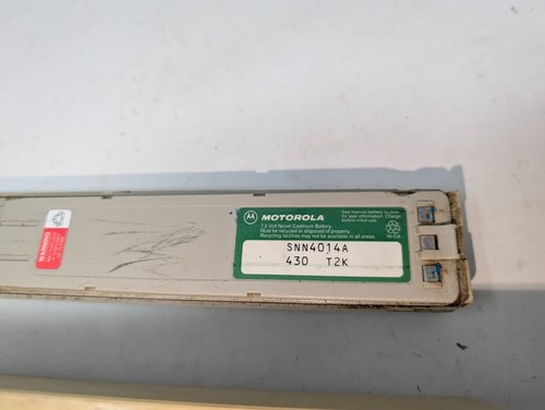 Vintage 1980's Motorola F09LFD8459DG Handheld Brick Cell Phone with Battery - Picture 12 of 12