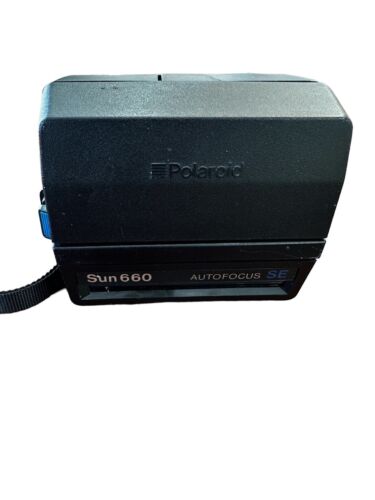 Rara fotocamera istantanea vintage Polaroid Sun 660 Autofocus SE con cinturino Non testato - Foto 2 di 5