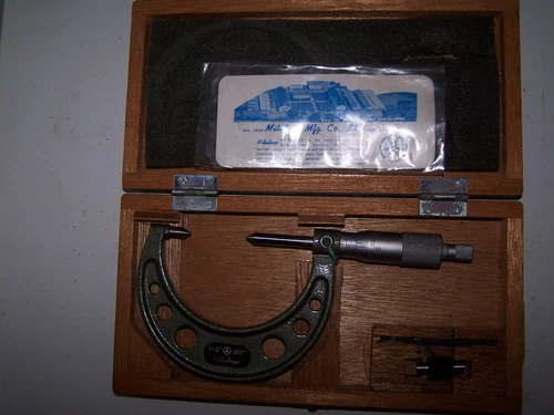 Mitutoyo Japan 1-2" Carbide Point Micrometer. 112-382 .001" GRAD
