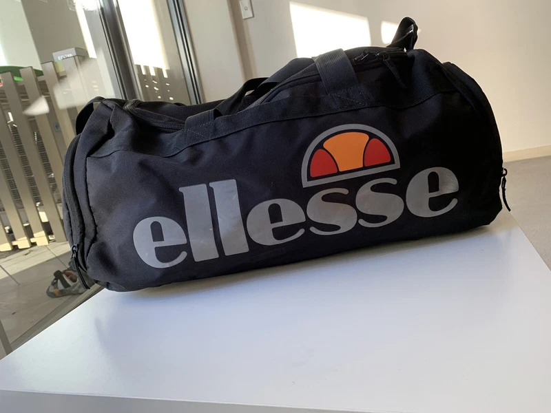 ellesse holdall bag