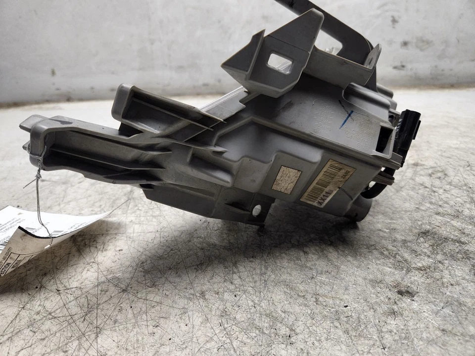 Controlador inferior 16-23 MAZDA MX-5 MIATA LH conducción antiniebla LED OEM NA6W-51-070E Foto 3 de 4