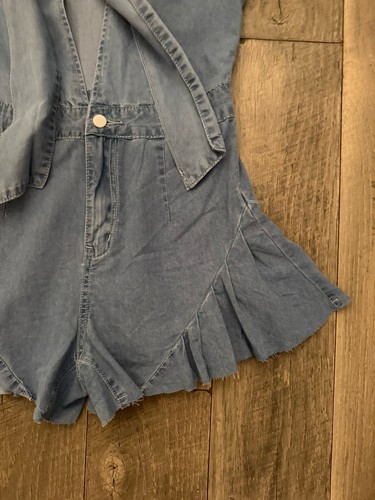 Neu ohne Etikett Shein leichter Denim ärmellos Strampler vorne zum Binden Größe S - Bild 3 von 6