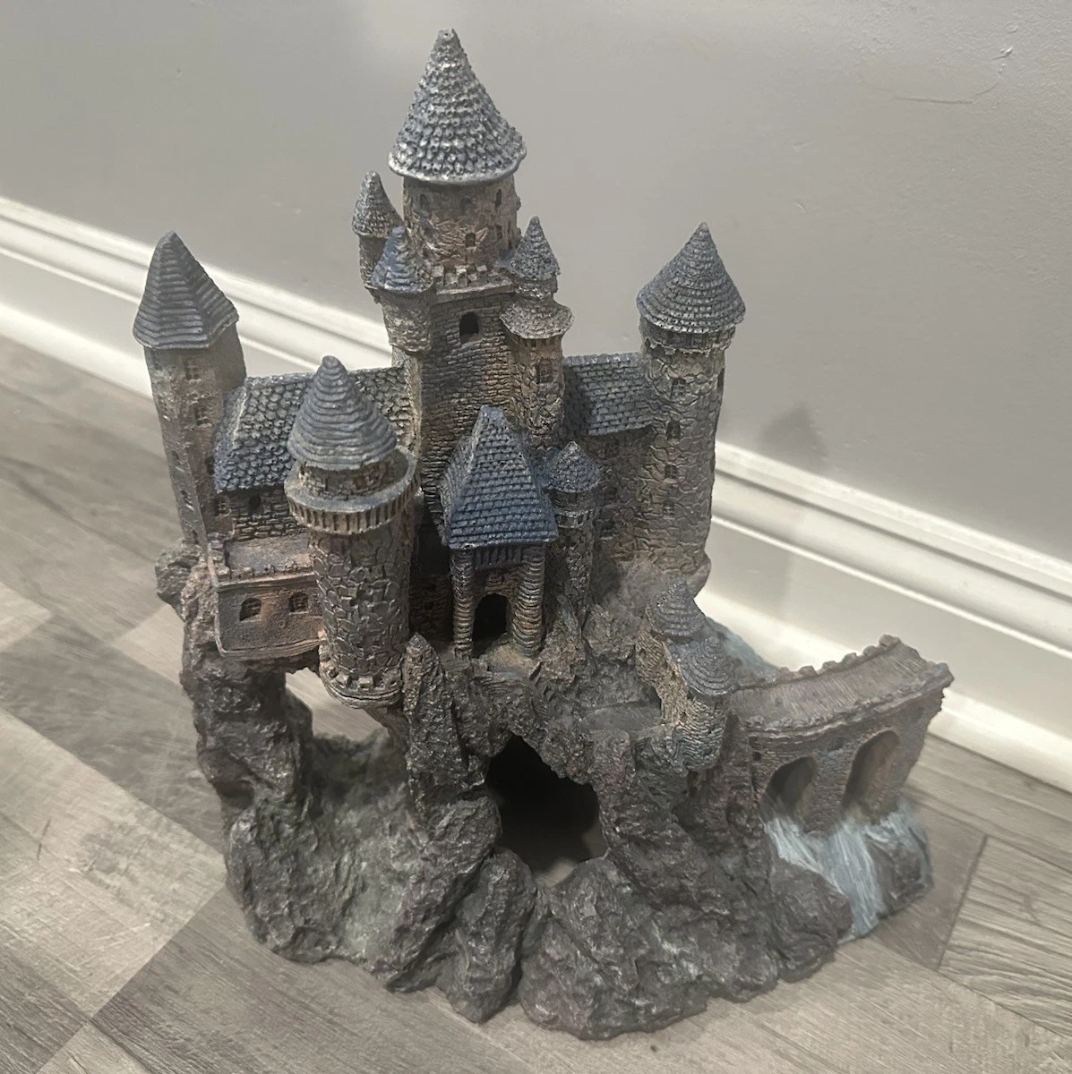 Castle Aquarium Décor Fish Tank Accessories
Opens in a new window or tab