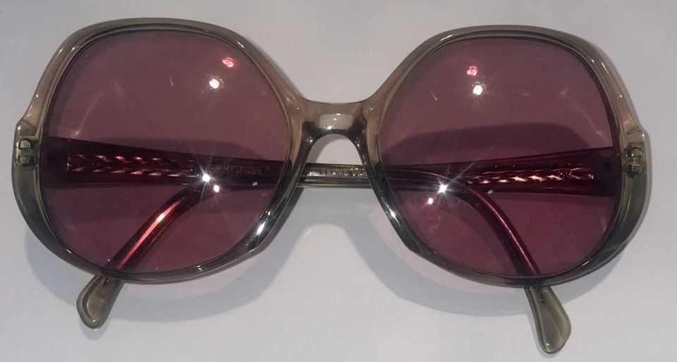 Eye Mystique de Univis. Gafas de sol vintage hechas en Alemania rosas lentes grandes ¡casi nuevas!! Foto 2 de 4