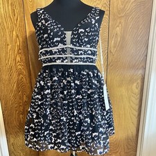 Vienna Formal Short Dress Size 2 Prom Black Deep V-Neckline Chic New with Tags